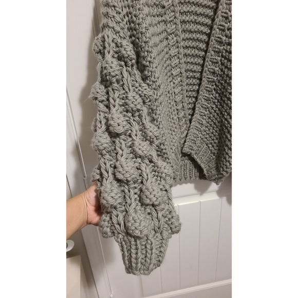 Built by Dreamers chunky knit sweater cardigan - Picture 2 of 5